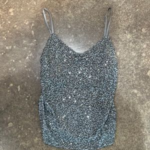 Limited medium silver top